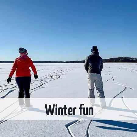 Familienunterkunft Wiesengefluester E8 - Strandnah Mit Sauna Und Garten בית נופש Röbel