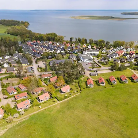 Familienunterkunft Wiesengefluester E8 - Strandnah Mit Sauna Und Garten * Röbel