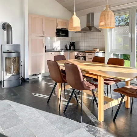 Familienunterkunft Wiesengefluester E8 - Strandnah Mit Sauna Und Garten Prázdninový dům Röbel