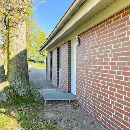 Familienunterkunft Wiesengefluester E8 - Strandnah Mit Sauna Und Garten Robel