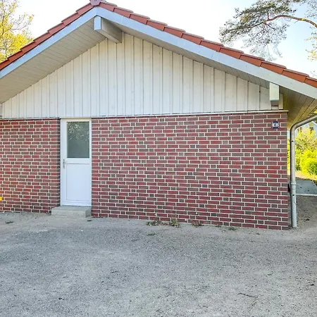 Familienunterkunft Wiesengefluester E8 - Strandnah Mit Sauna Und Garten * Robel