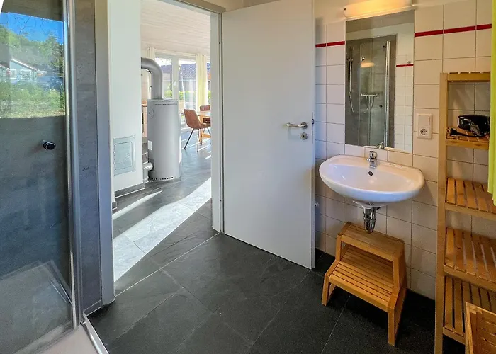 Familienunterkunft Wiesengefluester E8 - Strandnah Mit Sauna Und Garten Holiday home