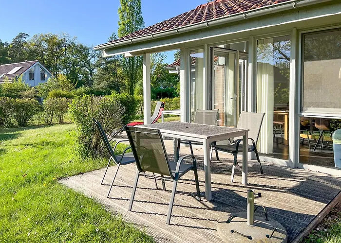 Holiday home Familienunterkunft Wiesengefluester E8 - Strandnah Mit Sauna Und Garten